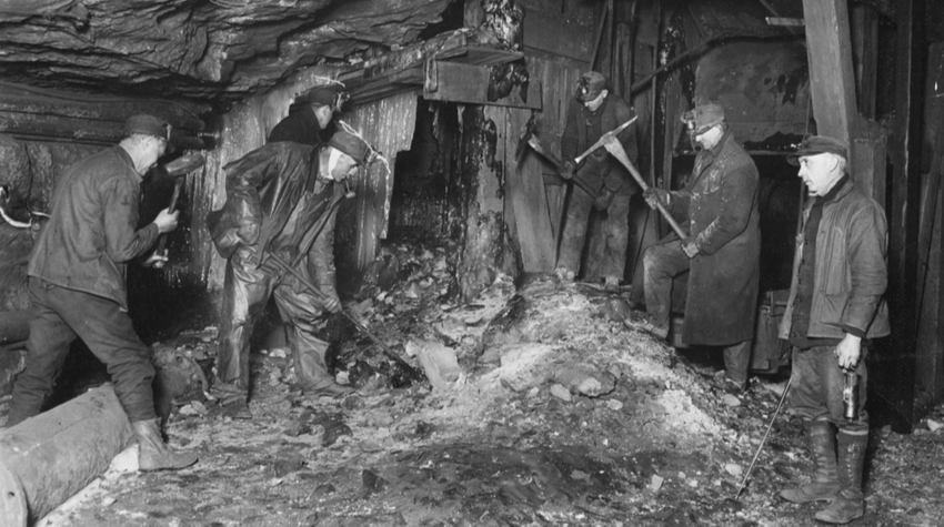 Minenarbeiter aus dem Erzgebirge gaben dem Rasenden Roland seinen Namen. © Shutterstock, Everett Collection