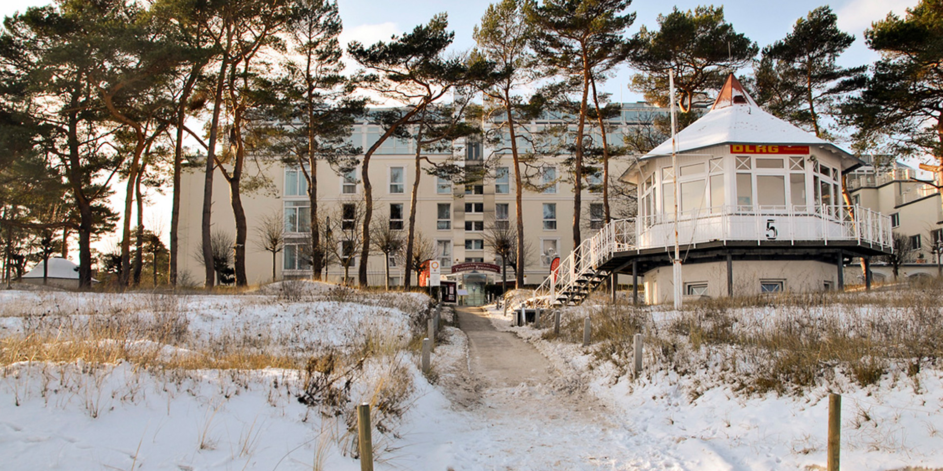 Auch über Neujahr freuen wir uns, euch im Rugard Thermal Strandhotel begrüßen zu dürfen.