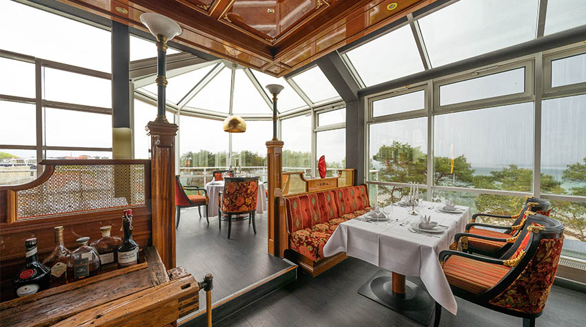 In unserer Genusswerkstatt könnt ihr das Aroma der Zitrone des Nordens testen. © Private Palace