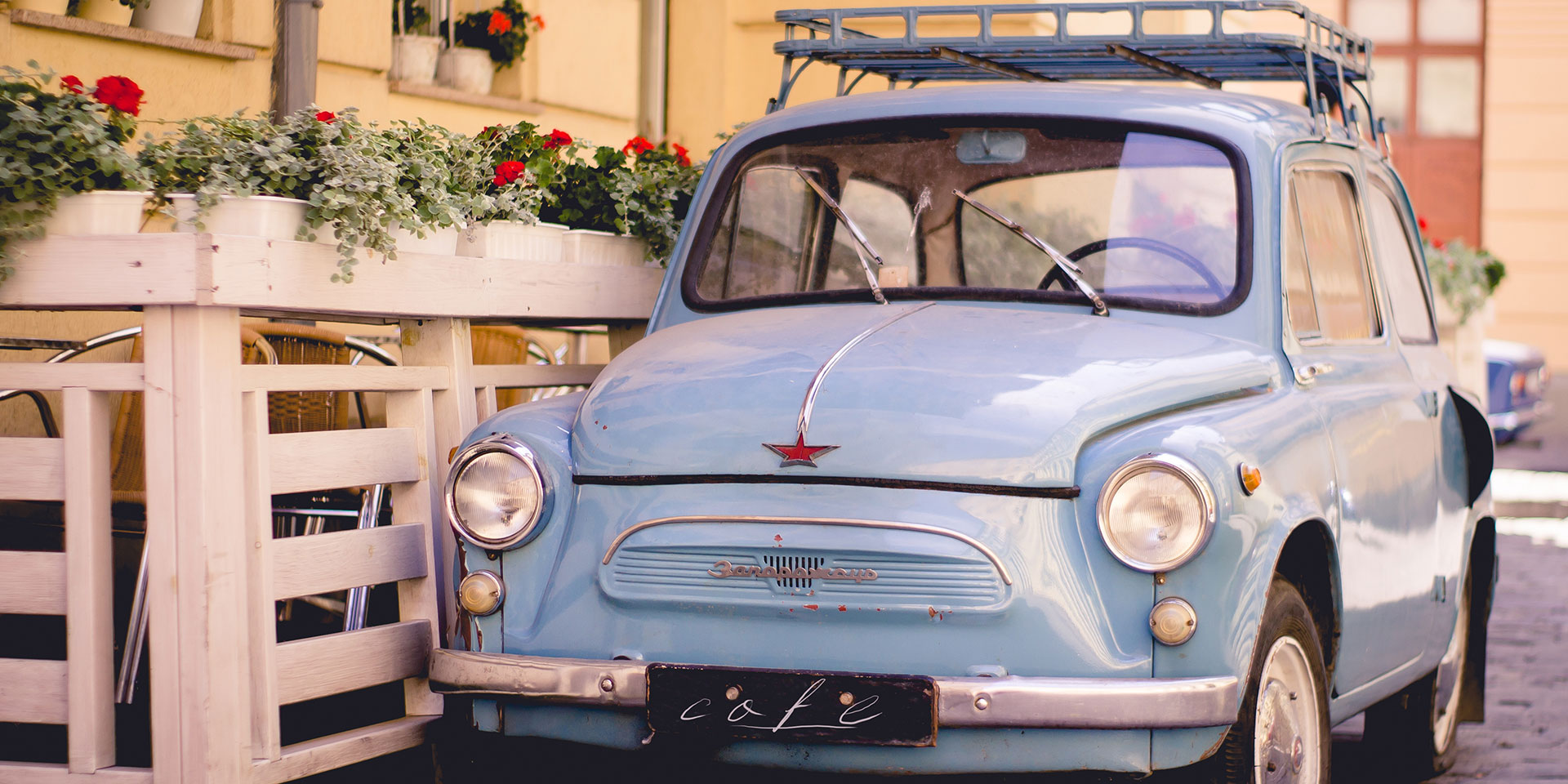 Erlebt die Rügenclassics oder das Oldtimermuseum hautnah. © Shutterstock, funnyangel